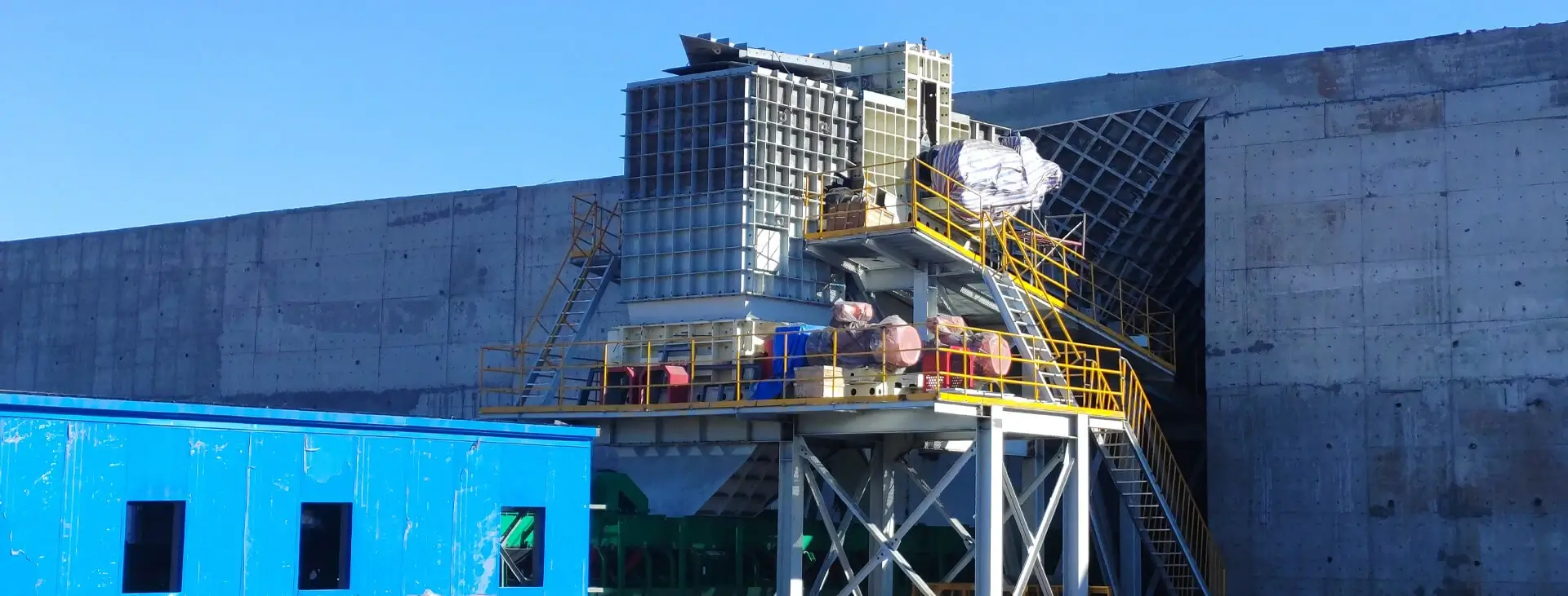 2500TPH Opencast Coal Mine Crushing&Screening Plant in Changji, Xinjiang