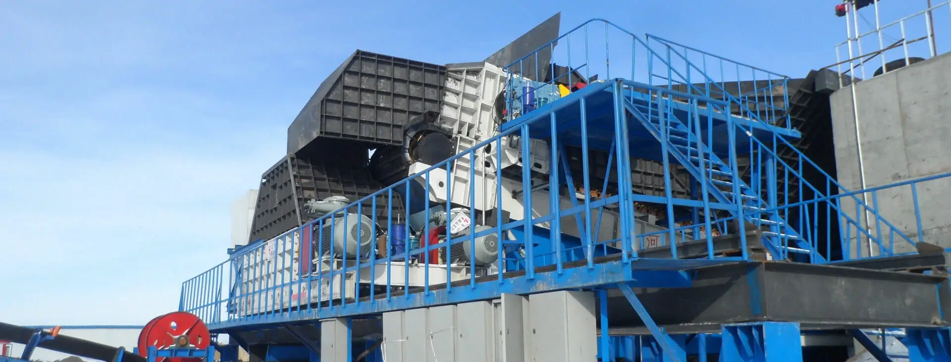 1500TPH Opencast Coal Mine Crushing&Screening Station in Changji, China