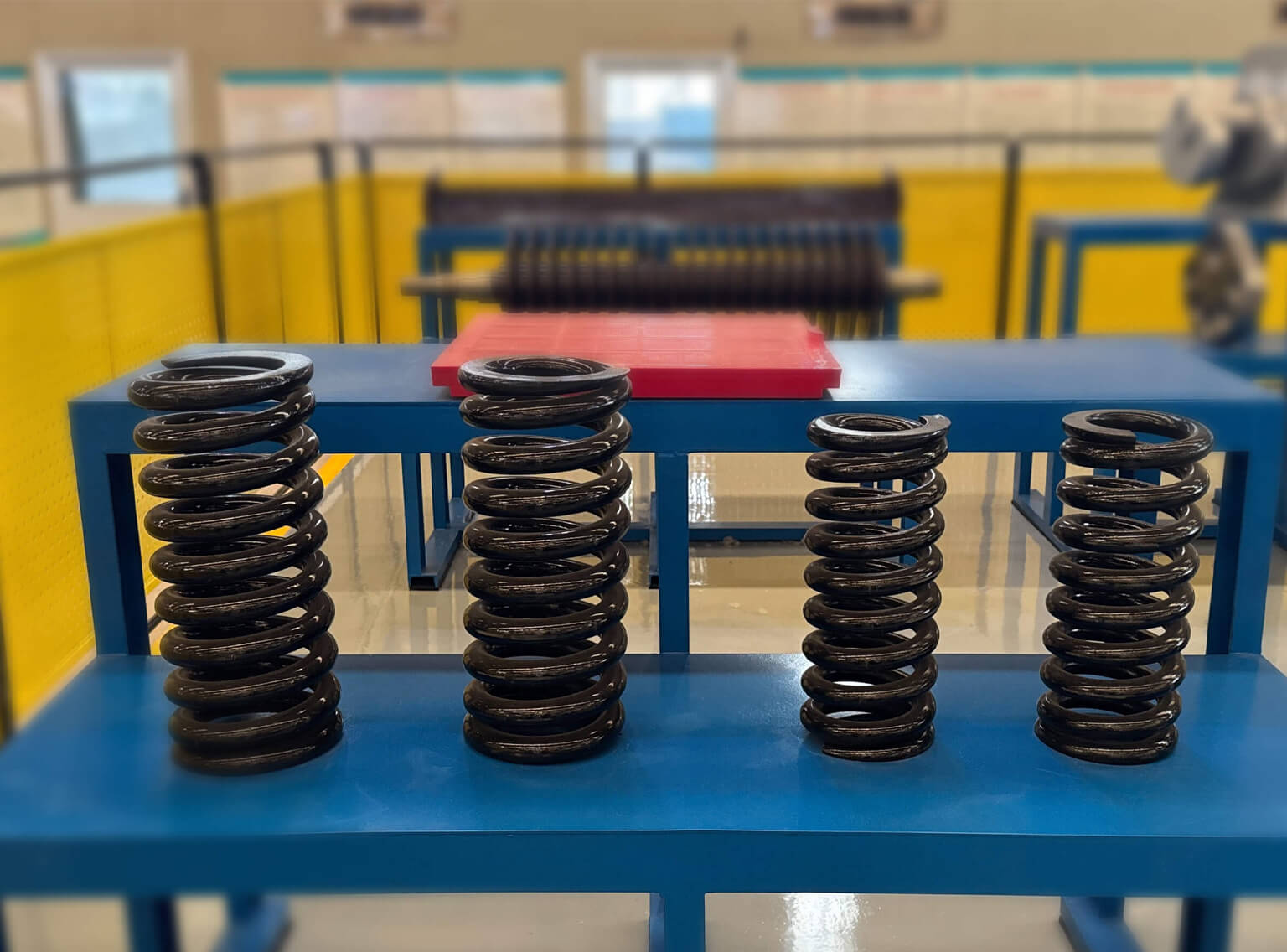 Excellent performance of vibration-damping spring