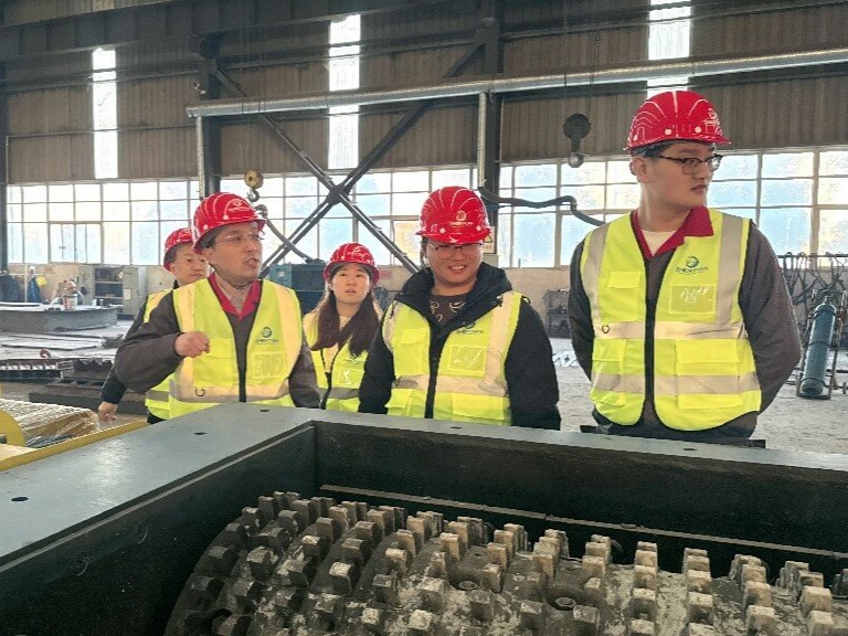 Mineral Sizer Crusher Production Floor